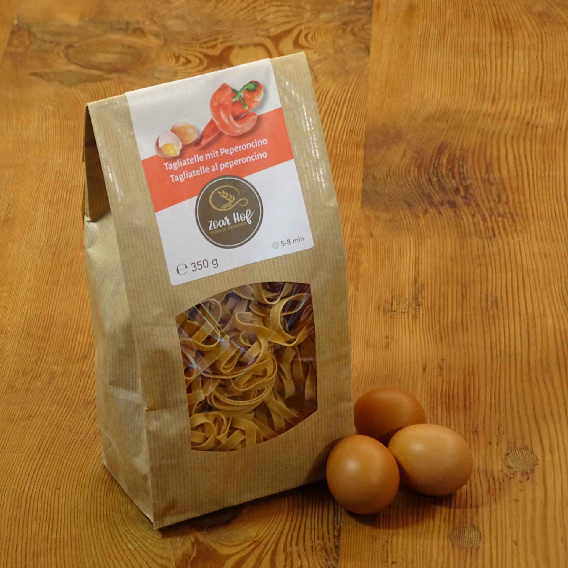 Eierteigtagliatelle Peperoncino